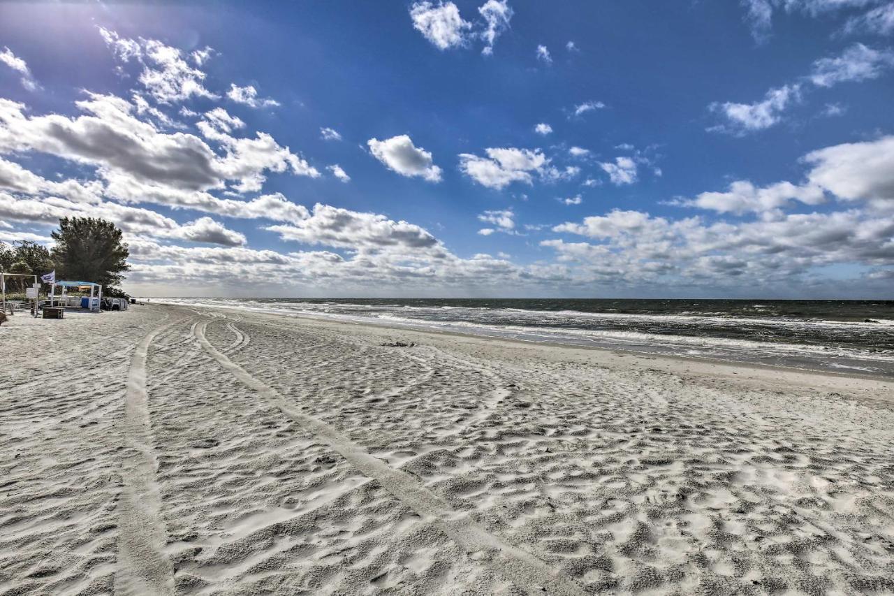 St Pete Condo With Heated Pool - Less Than 1 Mi To Beach! St. Pete Beach Exterior foto